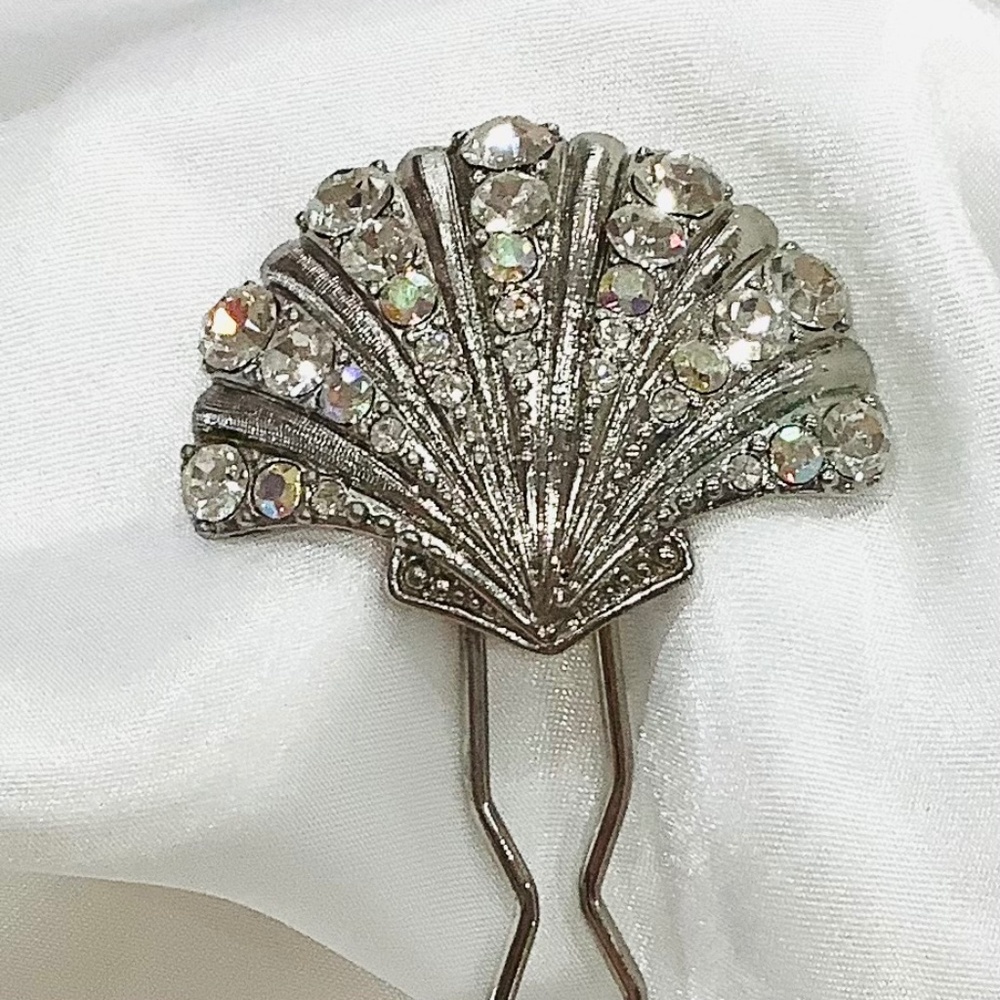 Vintage Hair Stick Elegant White Crystal on Silver Fan